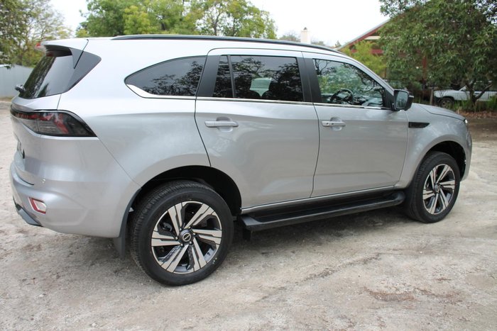 2025 Isuzu MU-X LS-T