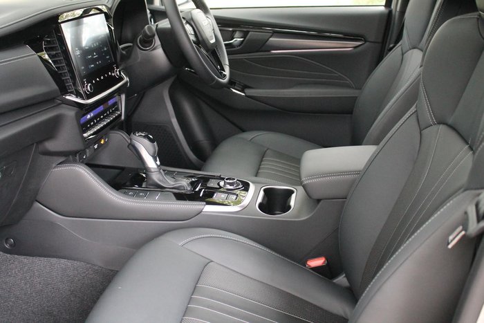 2025 Isuzu MU-X LS-T