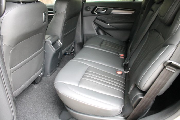 2025 Isuzu MU-X LS-T