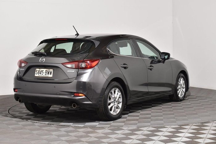 2018 Mazda 3 Maxx Sport