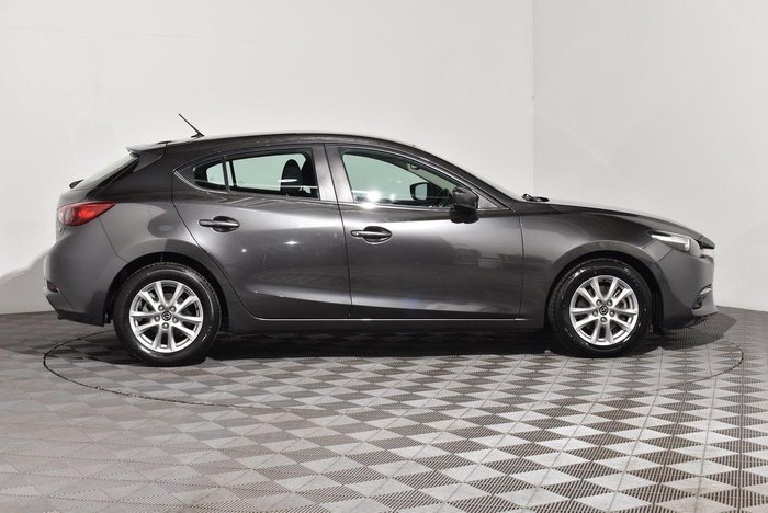 2018 Mazda 3 Maxx Sport