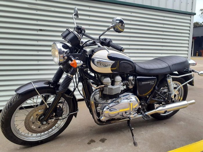 2004 Triumph Bonneville T100 (790cc) Bonneville Black
