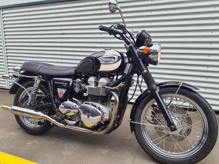2004 Triumph Bonneville T100 (790cc) Bonneville Black