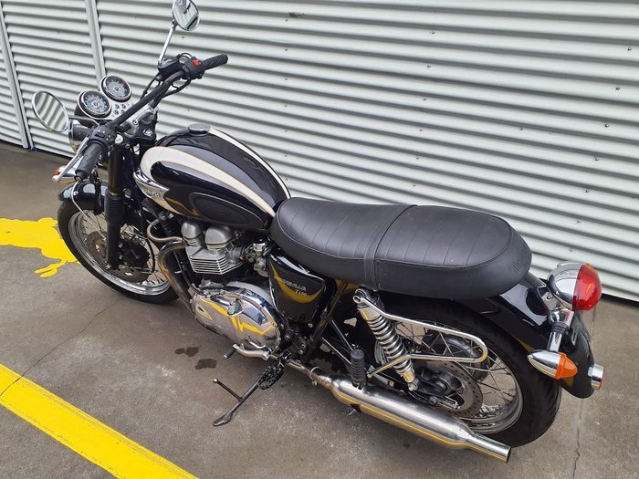 2004 Triumph Bonneville T100 (790cc) Bonneville Black