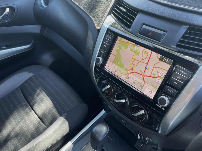 2021 Nissan Navara ST