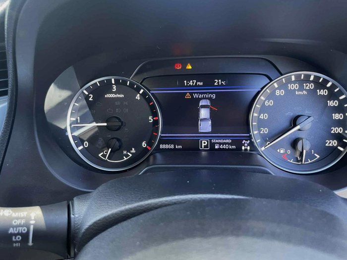 2021 Nissan Navara ST