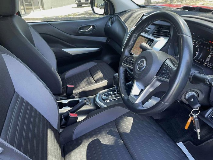 2021 Nissan Navara ST