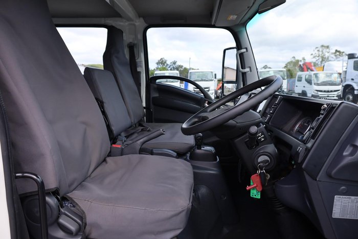 2022 Isuzu N Series NPS 75/45-155 White