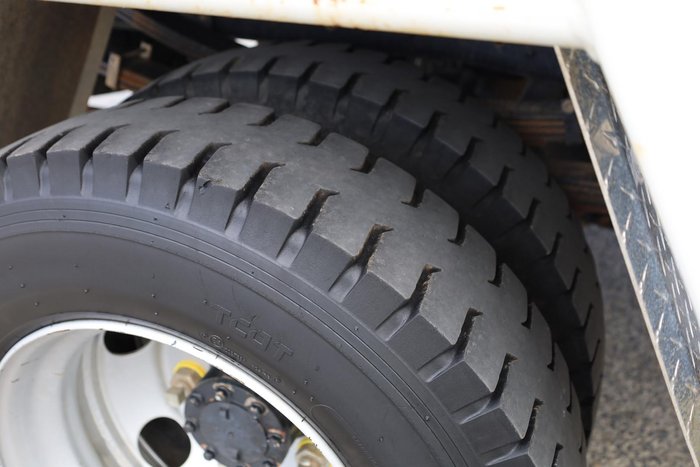 2022 Isuzu N Series NPS 75/45-155 White