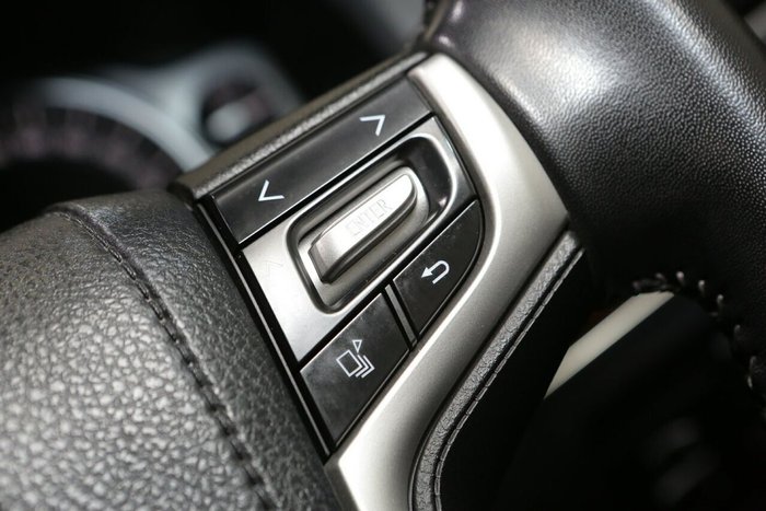 2020 Toyota Landcruiser VX