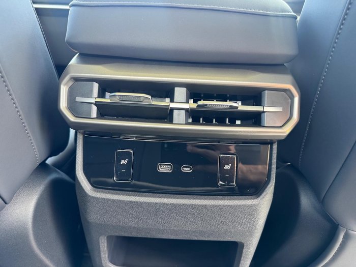 2025 LDV Terron 9 Evolve