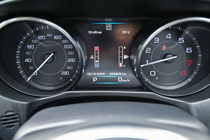 2016 Jaguar XE 25t R-Sport