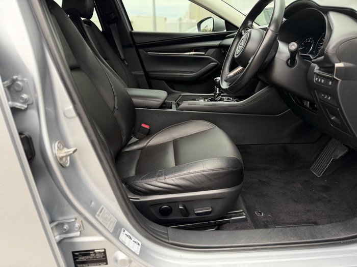 2019 Mazda 3 G20 Touring