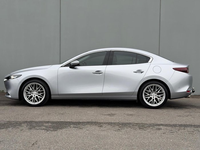 2019 Mazda 3 G20 Touring