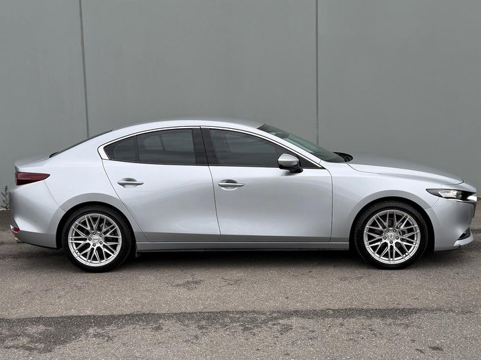 2019 Mazda 3 G20 Touring