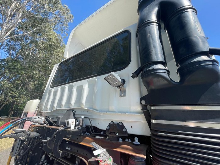 2021 Fuso Shogun FV74 460 WHITE