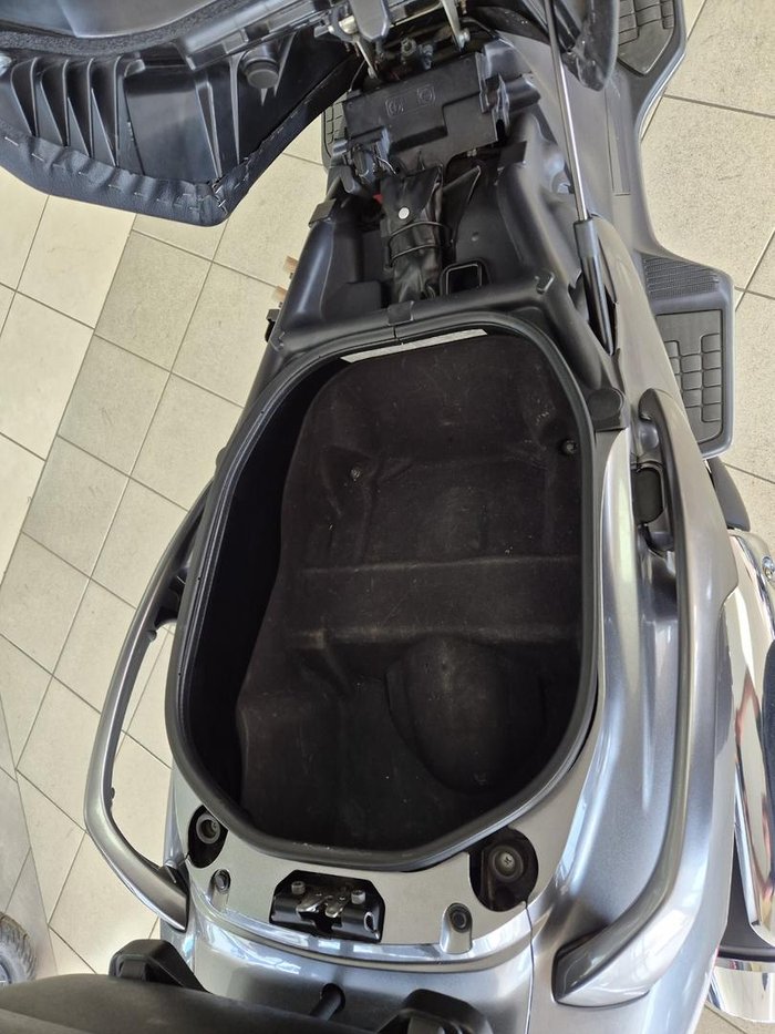 2008 Suzuki Burgman 650 Executive (AN650A) Burgman Silver