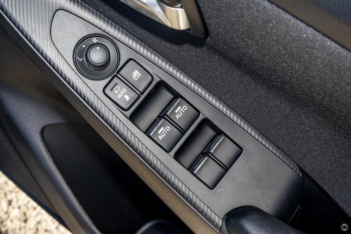 2025 Mazda 2 G15 Evolve