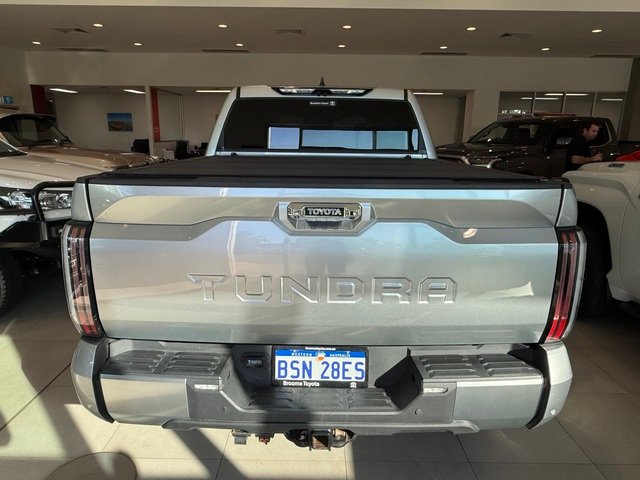 2024 Toyota TUNDRA 3.5L Hyb Pick-up 10AT Limited