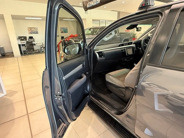 2020 Toyota Hilux 4X4 2.8L DSL D/C 6AT SR5