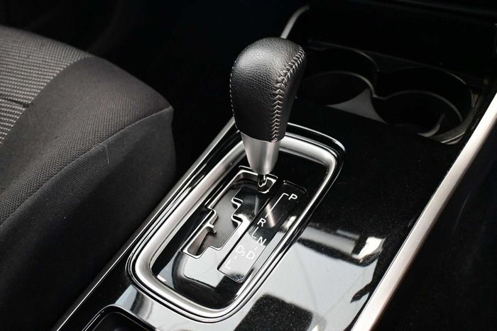 2019 Mitsubishi Outlander LS