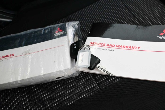 2019 Mitsubishi Outlander LS