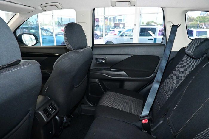 2019 Mitsubishi Outlander LS