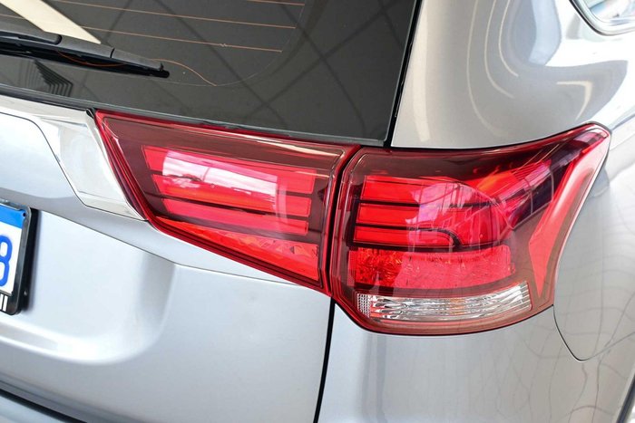 2019 Mitsubishi Outlander LS