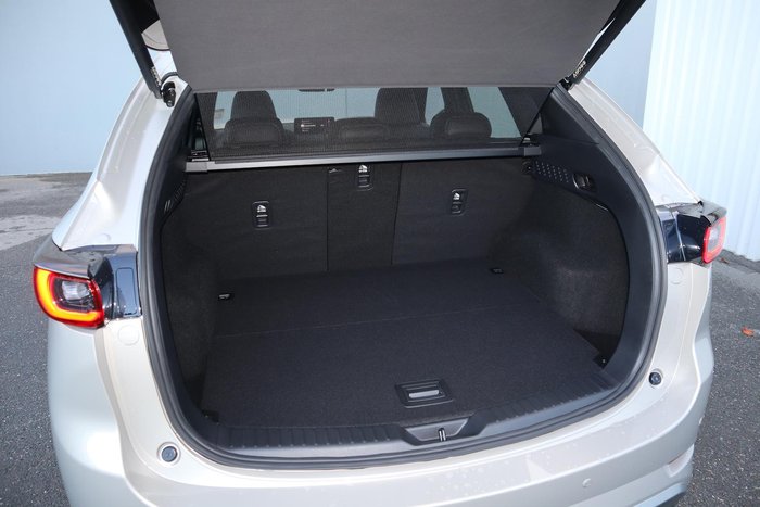 2025 Mazda CX-5 G25 Akera