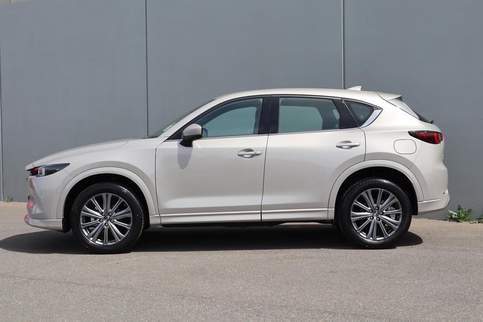 2025 Mazda CX-5 G25 Akera