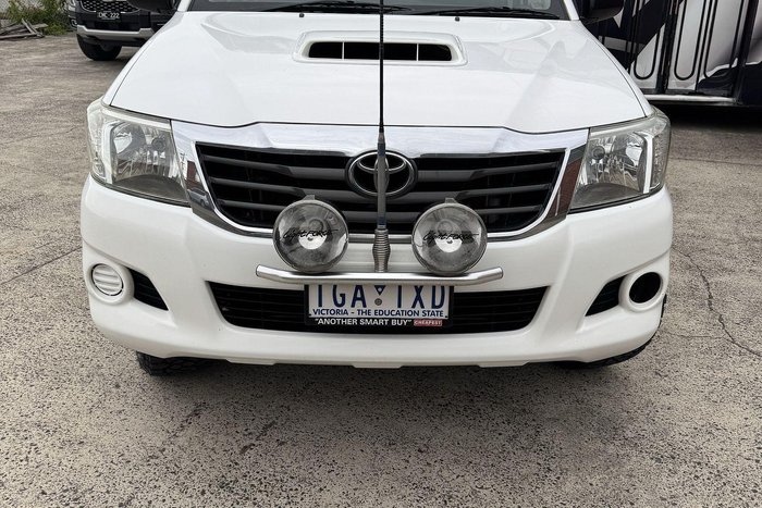 2012 Toyota Hilux SR KUN26R MY12 4X4 Glacier White