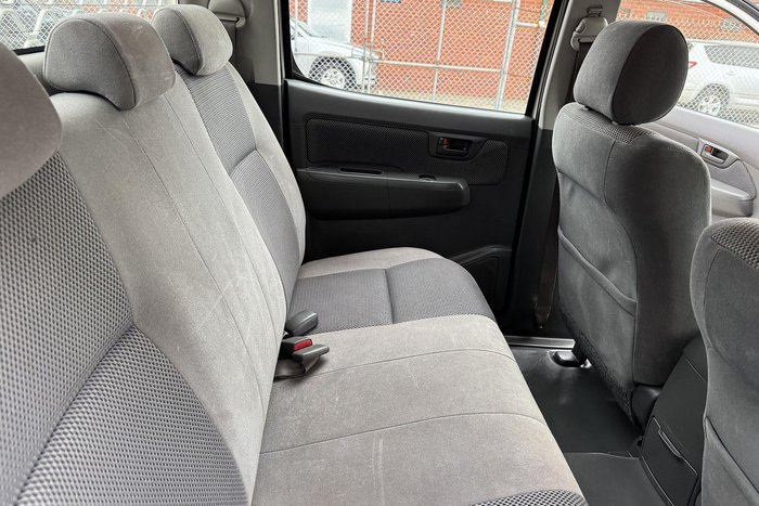 2012 Toyota Hilux SR KUN26R MY12 4X4 Glacier White