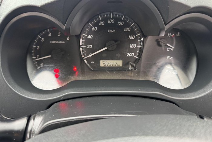 2012 Toyota Hilux SR KUN26R MY12 4X4 Glacier White