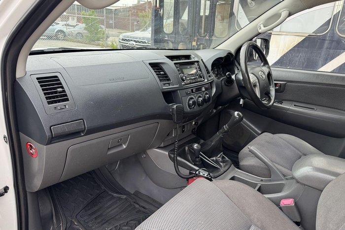 2012 Toyota Hilux SR KUN26R MY12 4X4 Glacier White