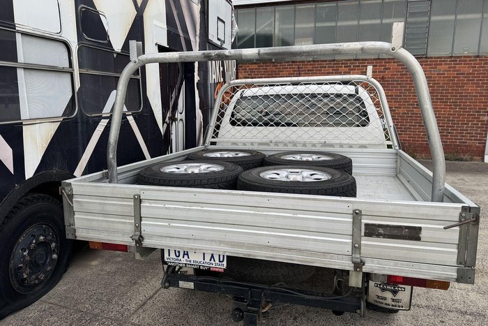 2012 Toyota Hilux SR KUN26R MY12 4X4 Glacier White