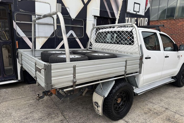 2012 Toyota Hilux SR KUN26R MY12 4X4 Glacier White