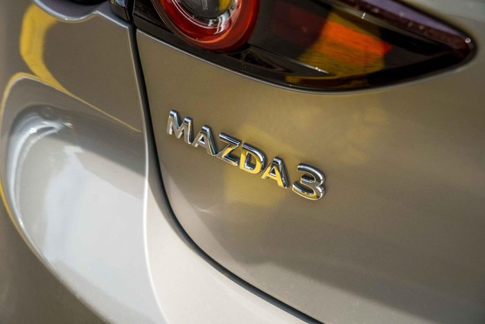 2025 Mazda 3 G20 Pure