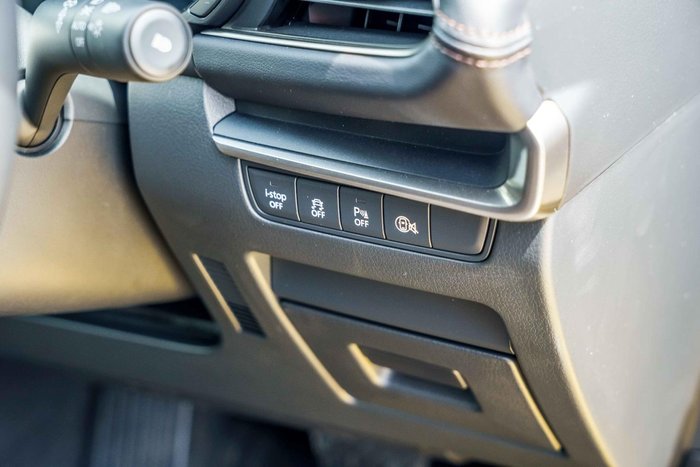 2025 Mazda 3 G20 Pure