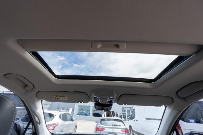 2023 LDV D90 Executive