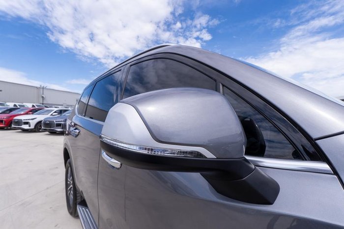 2023 LDV D90 Executive