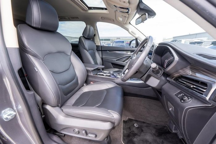 2023 LDV D90 Executive