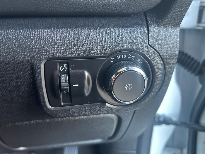 2017 Holden Colorado LT RG MY18 4x2 Summit White