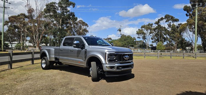 2025 Ford F450 Platinum