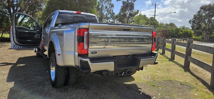 2025 Ford F450 Platinum
