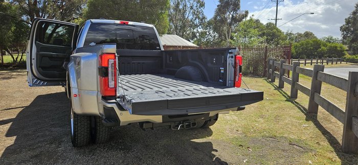 2025 Ford F450 Platinum