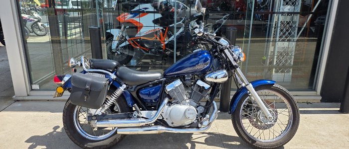 2013 Yamaha XVS250 V-STAR Blue