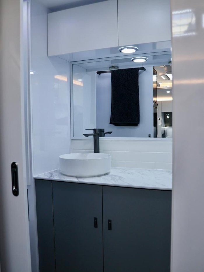 2025 Wonderland RV Amaroo 18Ft Composite Frame