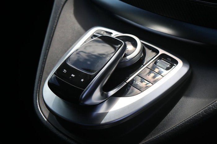 2020 Mercedes-Benz V-Class V250 d Avantgarde 447 Obsidian Black