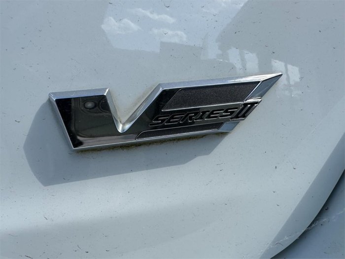 2016 Holden Calais V VF Series II MY16 Heron White