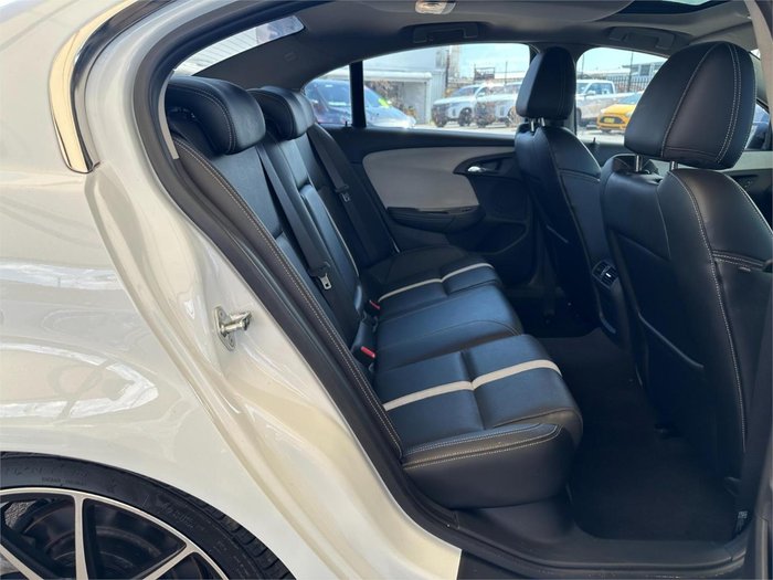 2016 Holden Calais V VF Series II MY16 Heron White